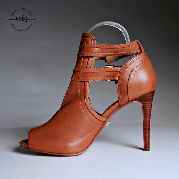 EUC Michael Kors Buckle Leather Blaze Open Toe Heeled Booties Tan Women Size 9 - Picture 7 of 13